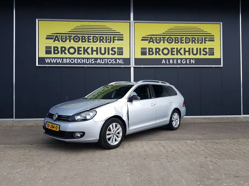 Schadeauto Volkswagen GOLF Variant 1.2 TSI Highline BlueMotion S T Y L E