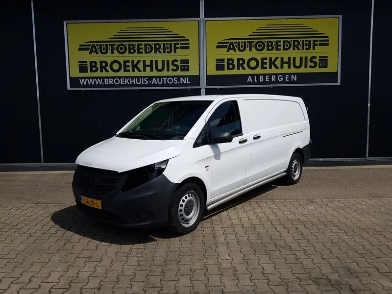 Schadeauto Mercedes-Benz Vito 116 CDI Extra Lang Comfort