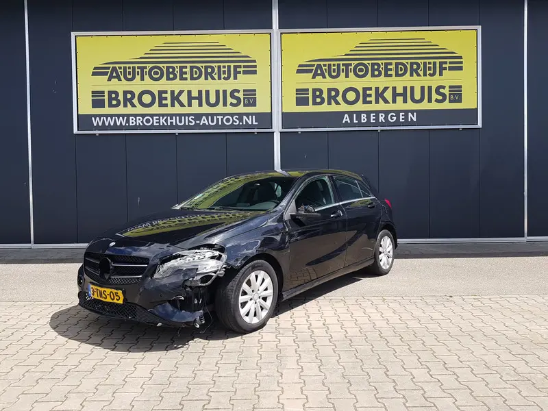 Schadeauto Mercedes-Benz A-Klasse 180 CDI Ambition 4U3