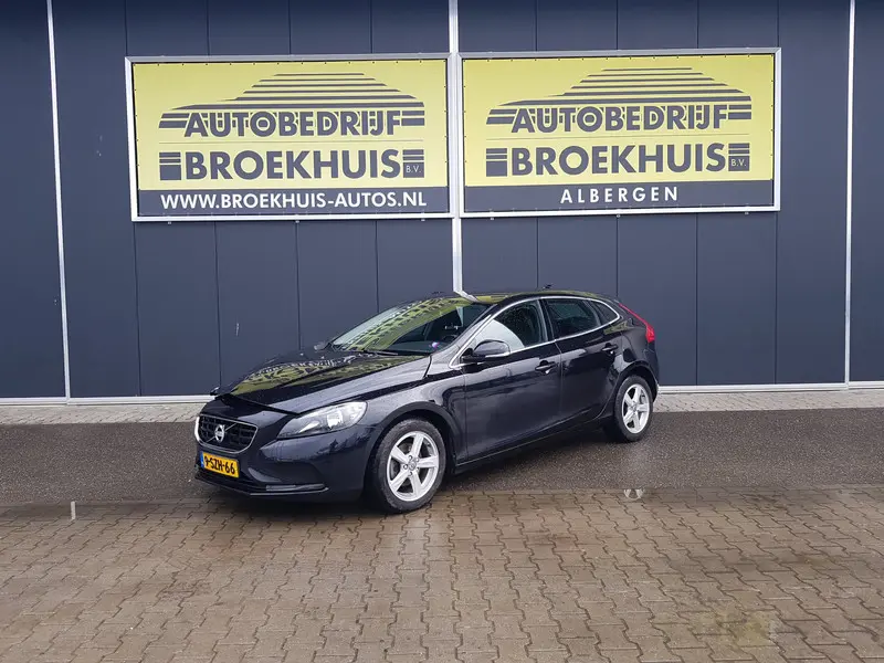 Schadeauto Volvo V40 1.6 D2 Momentum